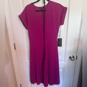 New pleated dress with belt size Large